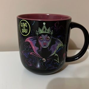 Disney Villains Mug . Halloween Collection. Glows in the Dark
